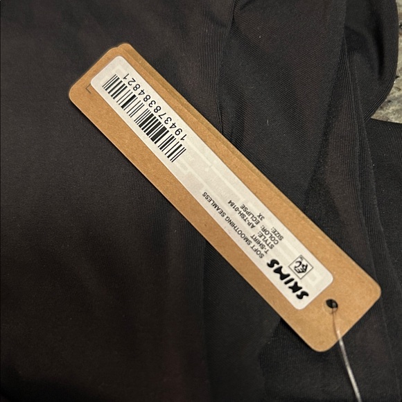 Skims Soft Smoothing Seamless TShirt Eclipse New - Picture 4 of 8